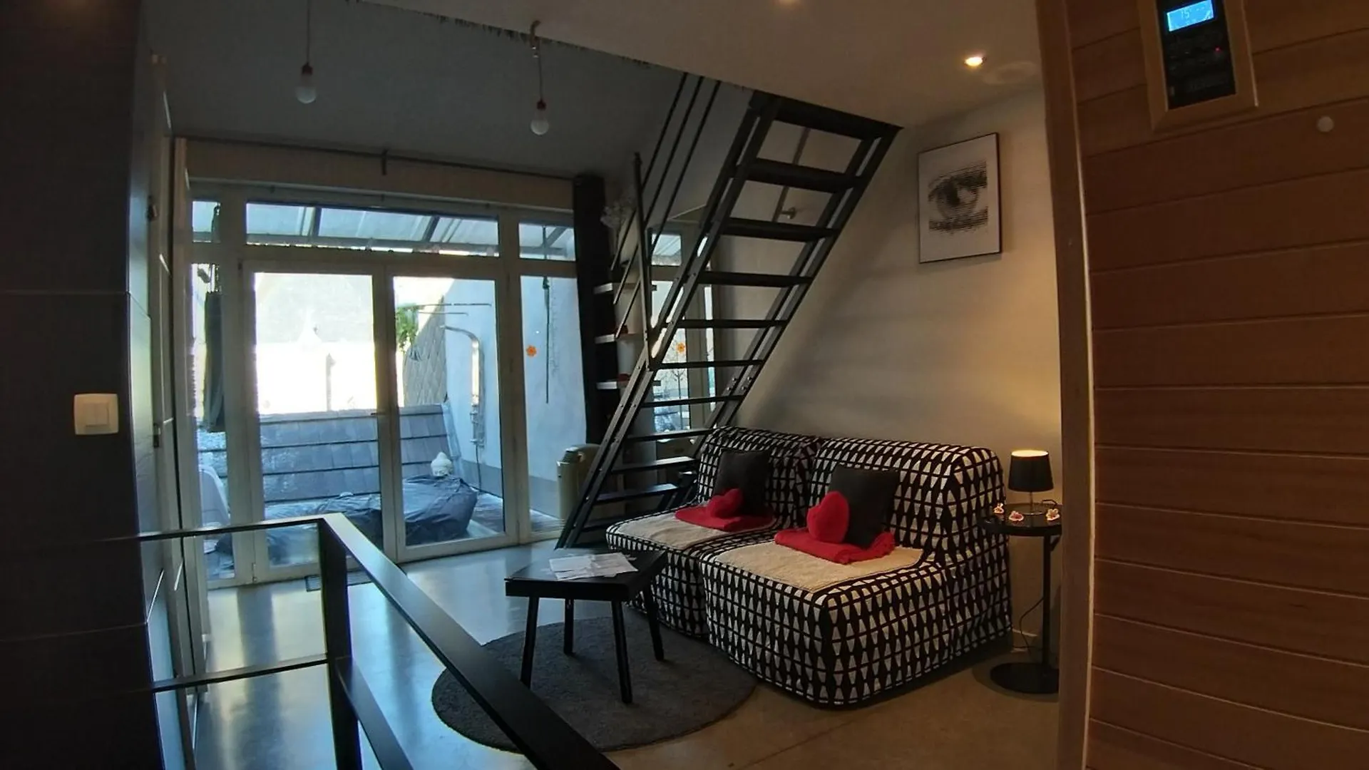 Wellness Loft With Sauna, Jacuzzi, Roof Terrace & Amazing View Apartment Antwerp Belgium