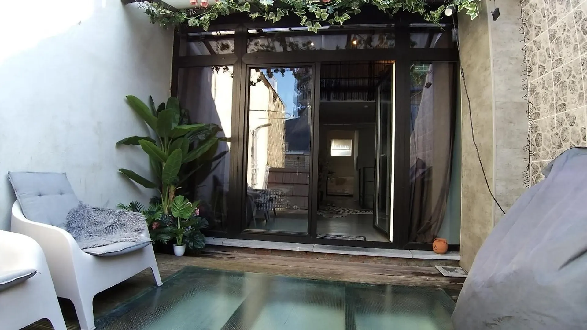 Wellness Loft With Sauna, Jacuzzi, Roof Terrace & Amazing View Apartment Antwerp