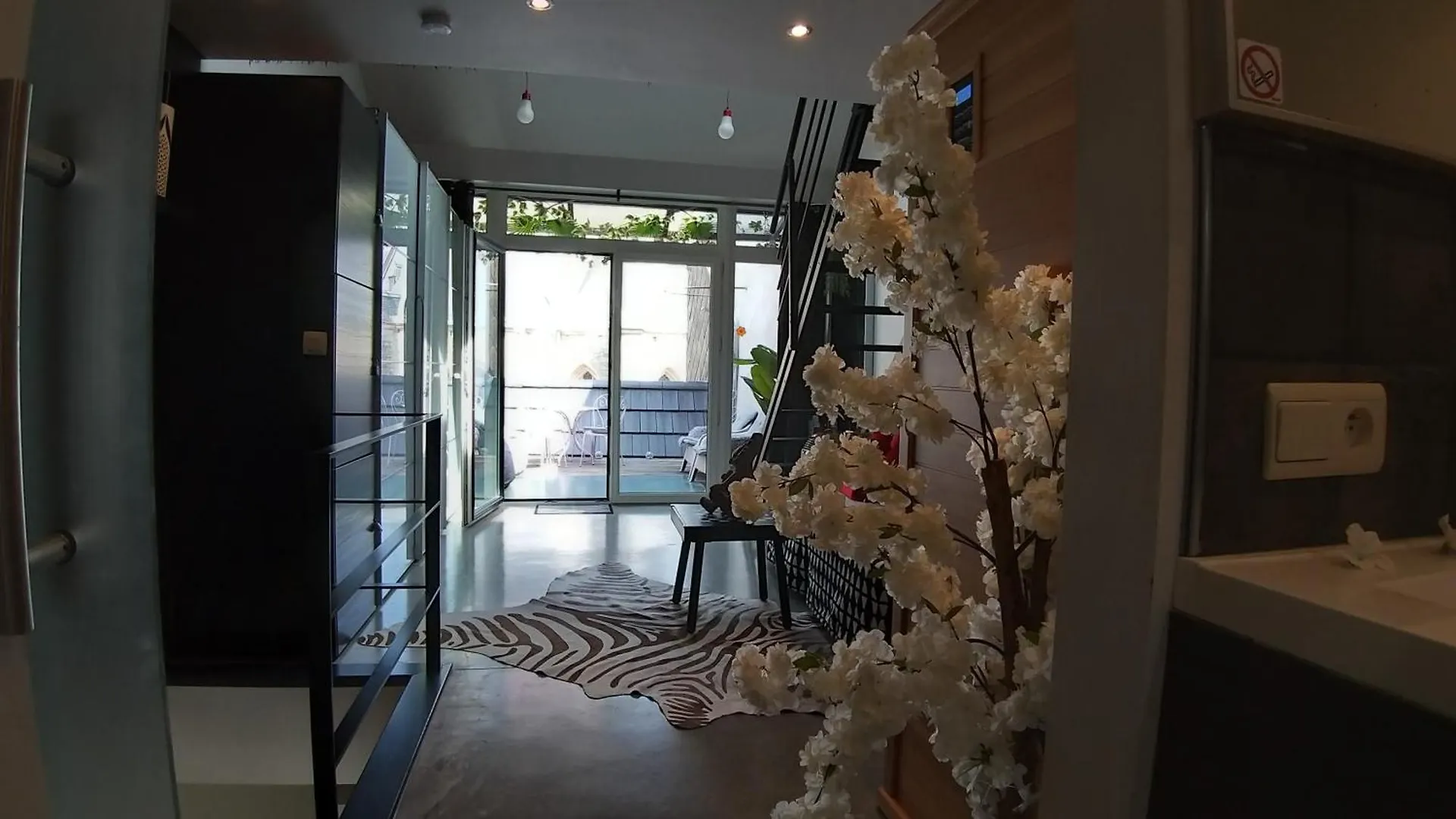 Wellness Loft With Sauna, Jacuzzi, Roof Terrace & Amazing View Apartment Antwerp
